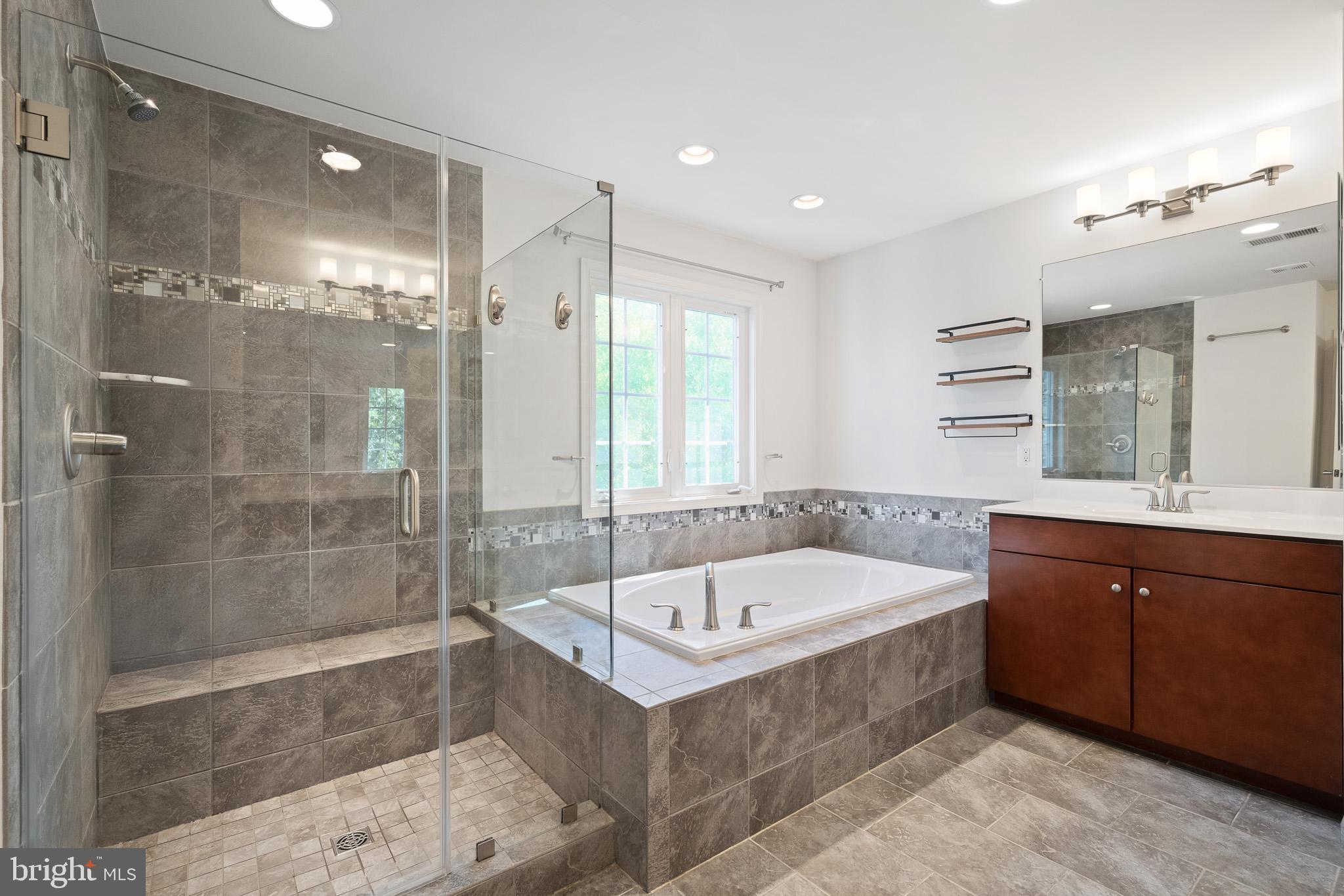 42387 Rising Moon Place Brambleton, VA 20148 - Photo 23 of 58 Dual Sinks