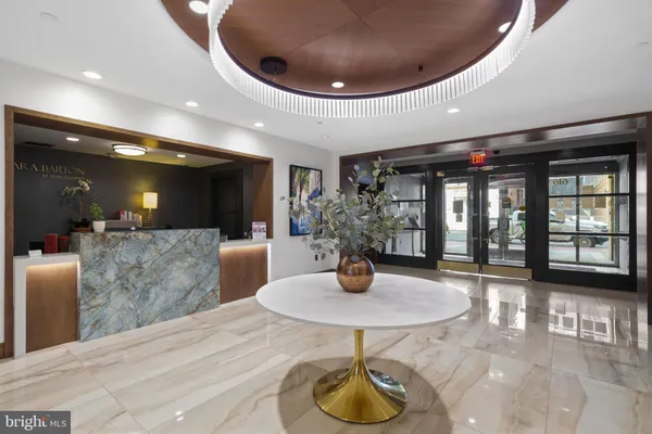 $2,100 | 616 E Street Northwest, Unit 1007, Washington, DC 20004