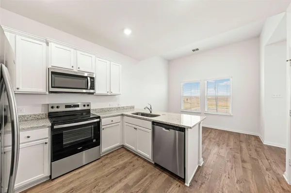 $2,025 | 116 Desert Hare Drive, Jarrell, TX 76537