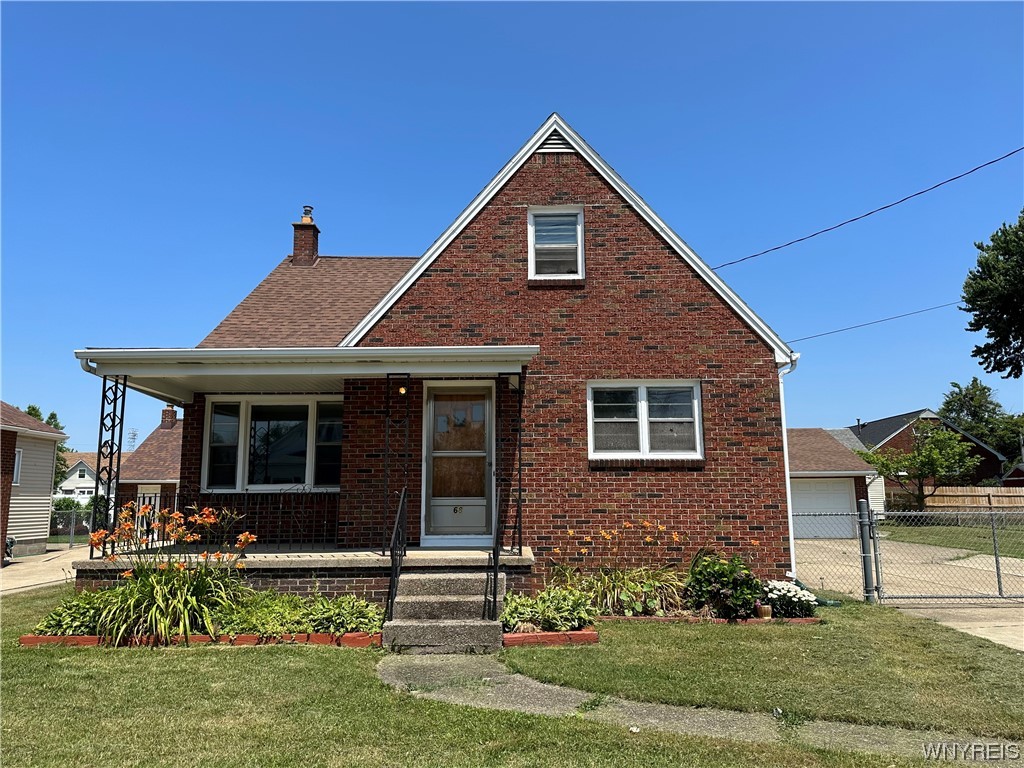 68 Martin Road, Lackawanna, NY 14218 Compass