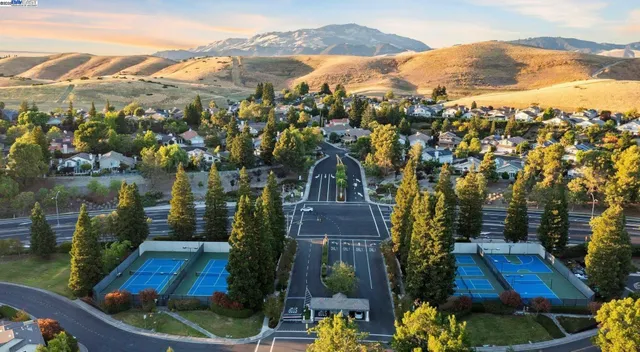 $1,274,888 | 4063 West Lakeshore Drive, San Ramon, CA 94582