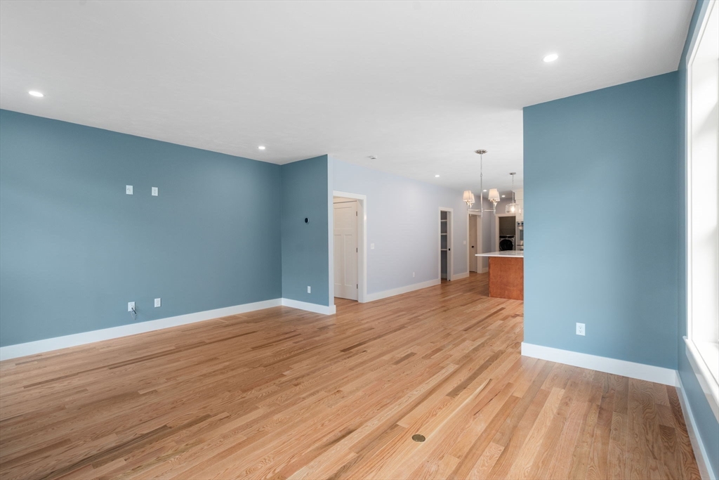 300 Fisher Road Holden, MA 01520 - Photo 8 of 36 Gallery Image 8