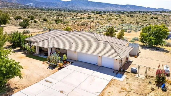 $550,000 | 9562 Cambria Road, Phelan, CA 92371