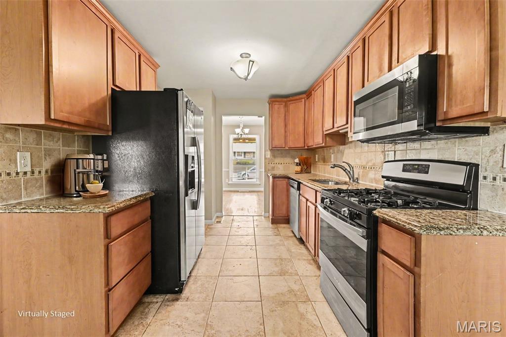 12115 Wensley Road Florissant, MO 63033 - Photo 6 of 20 Gallery Image 6