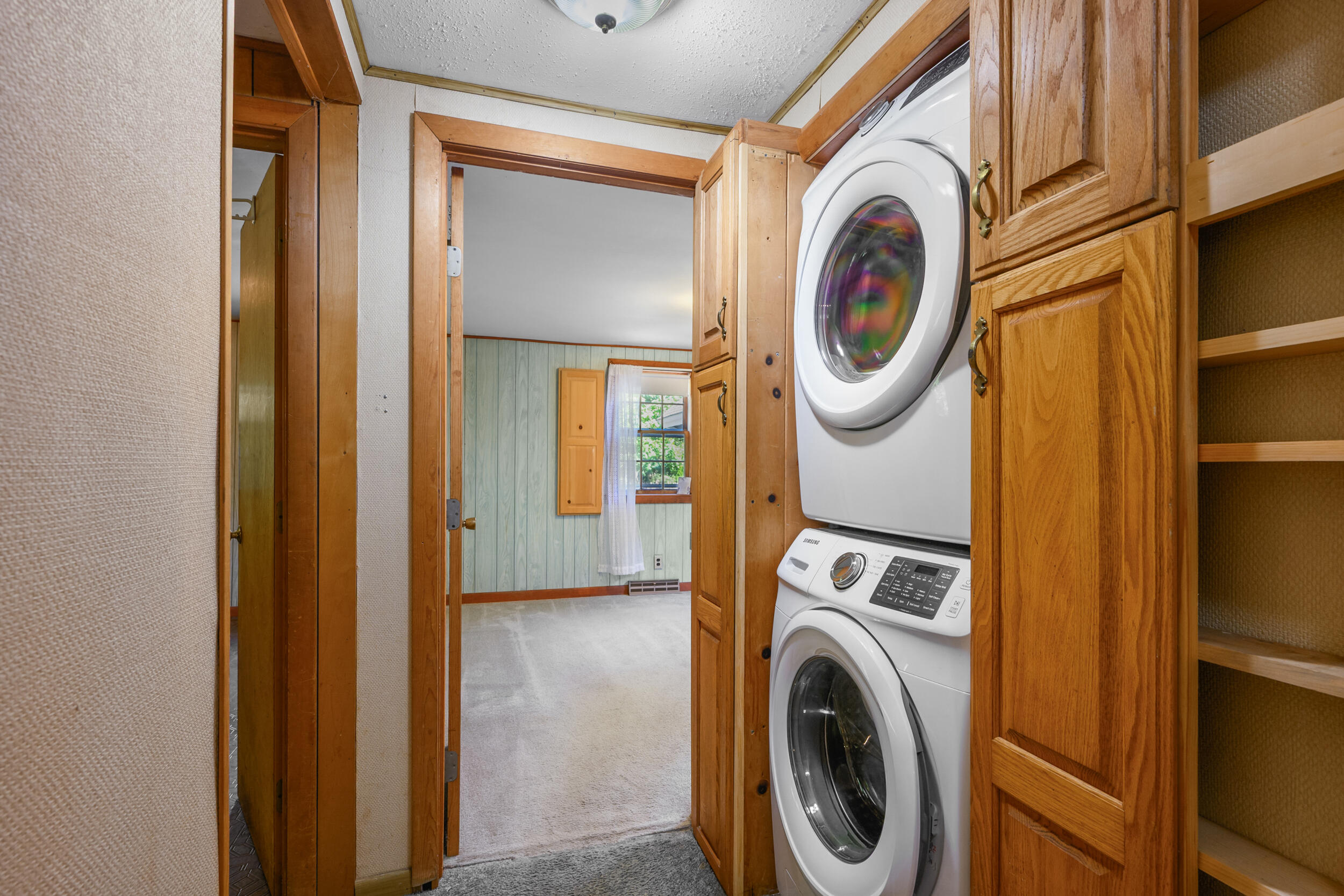 10 Mc Guerty Road Eastham, MA 02642 - Photo 18 of 39 a utility room with dryer and washer
