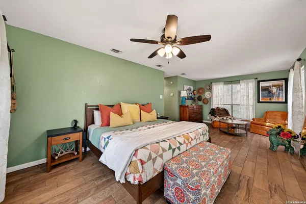 $639,900 | 9325 Bluebell Drive, Garden Ridge, TX 78266