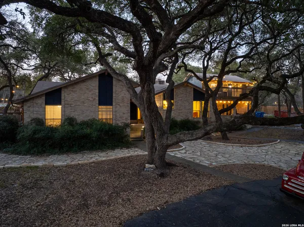 $639,900 | 9325 Bluebell Drive, Garden Ridge, TX 78266