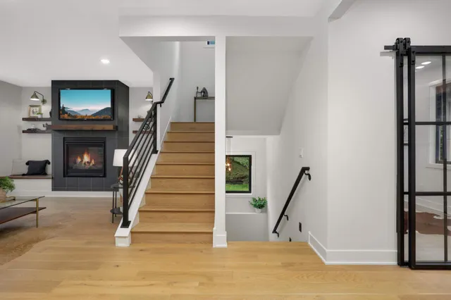 $1,475,000 | 625 Ivy Falls Avenue, Mendota Heights, MN 55118