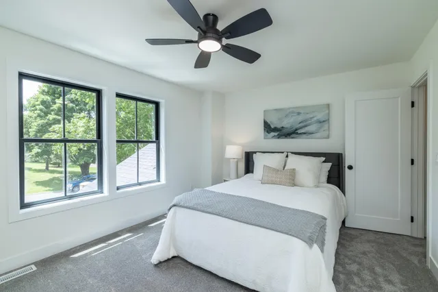 $1,475,000 | 625 Ivy Falls Avenue, Mendota Heights, MN 55118