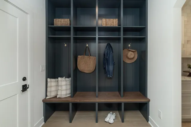 $1,475,000 | 625 Ivy Falls Avenue, Mendota Heights, MN 55118