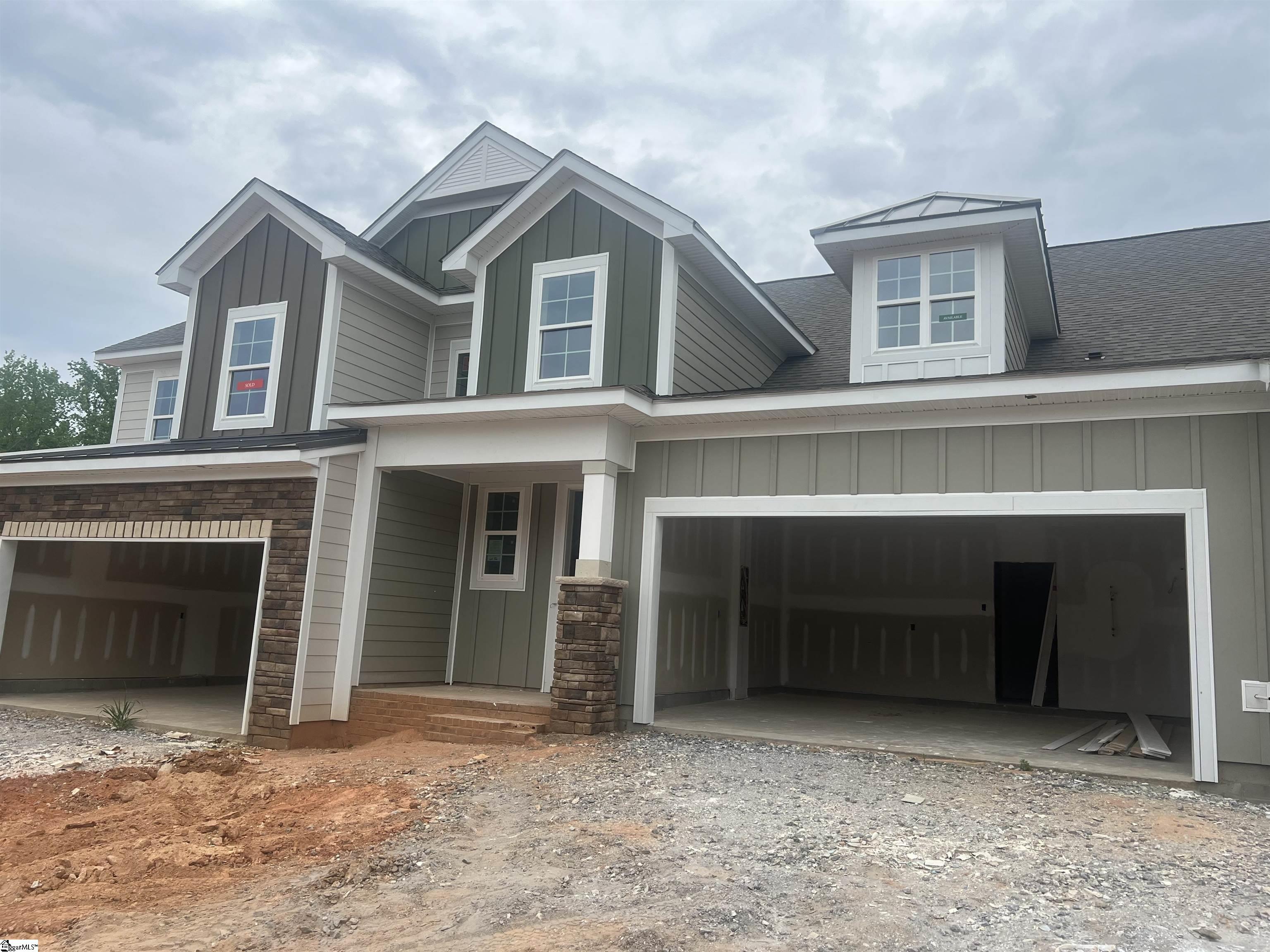 18 Hensley Road, Unit 82 Greenville, SC 29607 - Photo 1 of 26