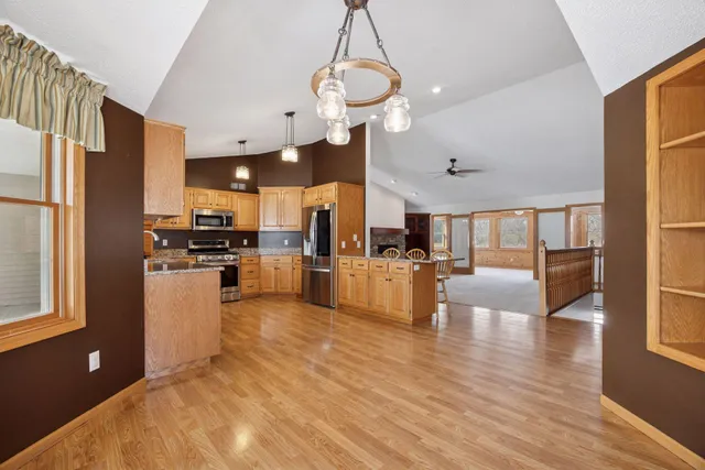 $799,900 | 1390 County Road J, River Falls, WI 54022