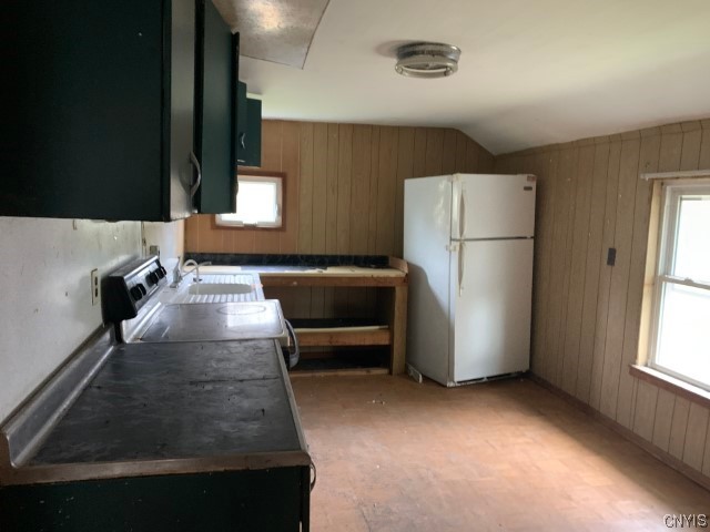 7409 Collamer Road Manlius, NY 13057 - Photo 9 of 13 KITCHEN APT 2