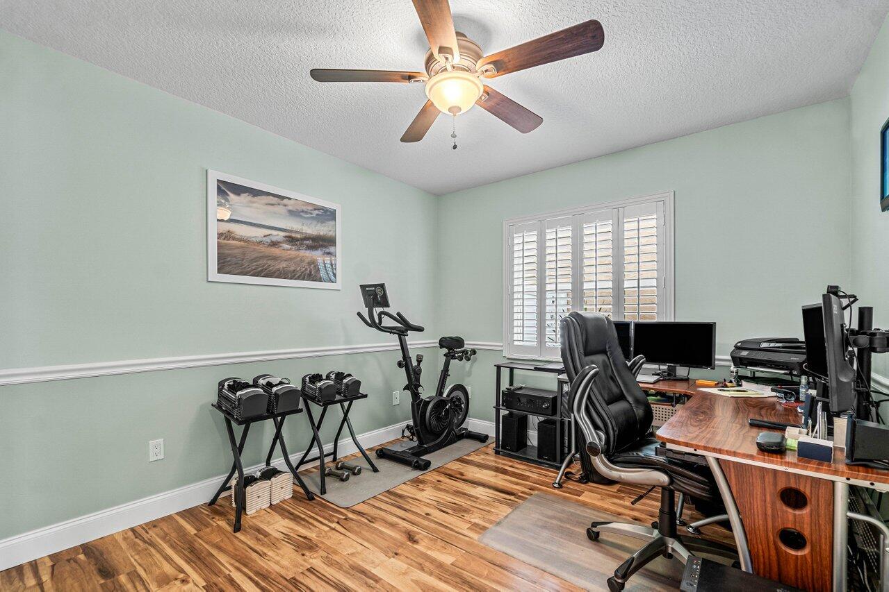 10561 Pebble Cove Lane Boca Raton, FL 33498 - Photo 27 of 36 027-10561PebbleCoveLane-BocaRaton-FL-334