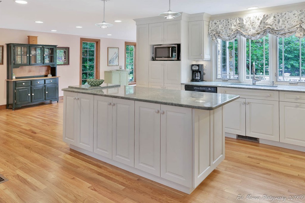 58 Porter Road Andover, MA 01810 - Photo 3 of 30