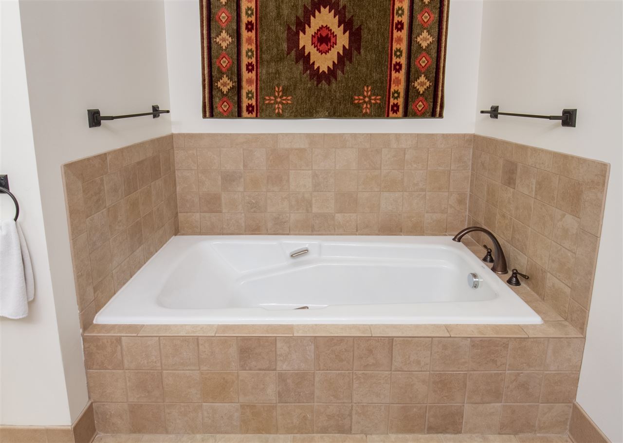 3 Riverside Terrace Drive, Unit 1H Lincoln, NH 03251 - Photo 21 of 40 Gallery Image 21