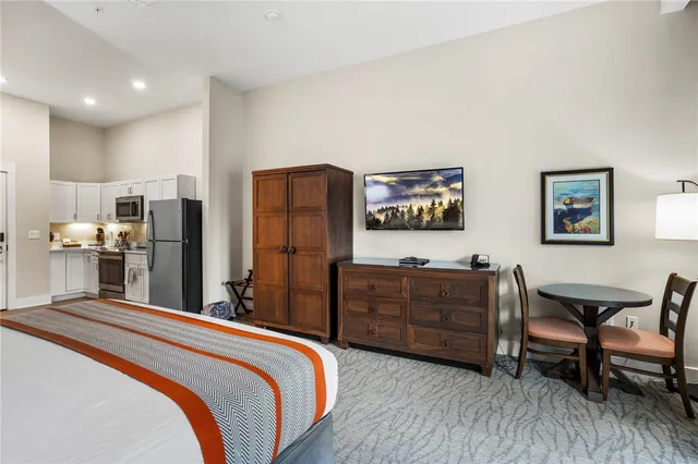 $290,000 | 13500 Clemson Boulevard, Unit 2108, Seneca, SC 29678