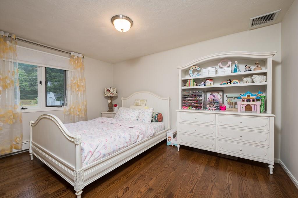 31 Parkland Road Needham, MA 02494 - Photo 20 of 36 Gallery Image 20