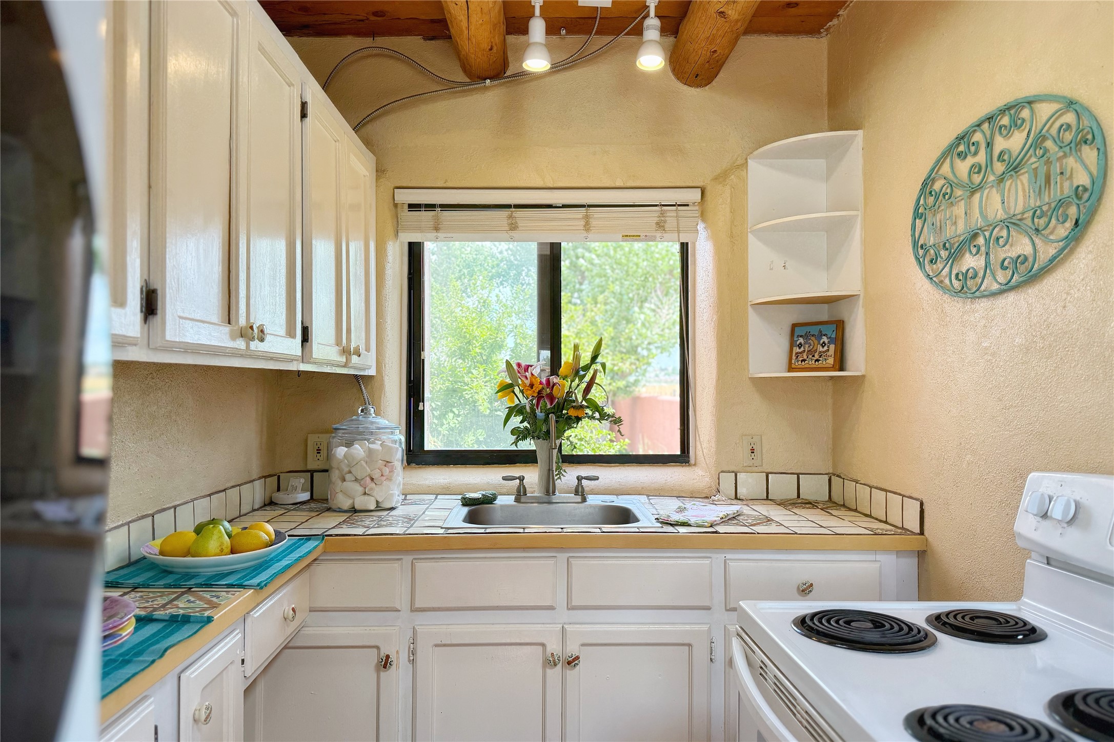 54 Rons Road Santa Fe, NM 87508 - Photo 81 of 99 CASITA: Kitchen