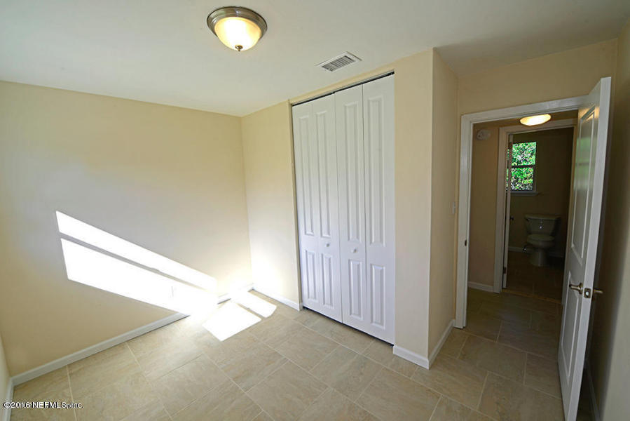 4527 Ruckner Road Jacksonville, FL 32207 - Photo 11 of 15 a view of empty room