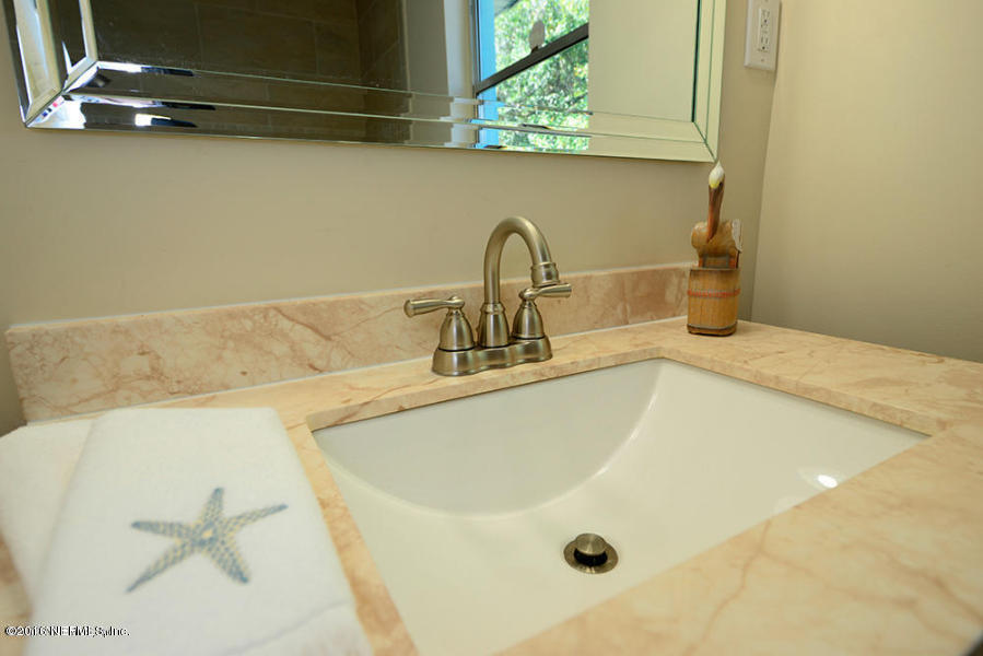 4527 Ruckner Road Jacksonville, FL 32207 - Photo 12 of 15 a close view of a sink
