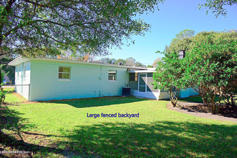 4527 Ruckner Road Jacksonville, FL 32207 - Photo 2 of 15 a view of a house with a yard