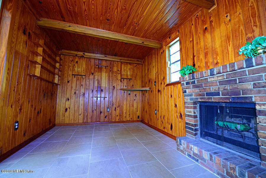 4527 Ruckner Road Jacksonville, FL 32207 - Photo 8 of 15 a view of an entrance to house