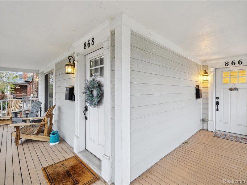 866 Rivard Boulevard Grosse Pointe, MI 48230 - Photo 27 of 53