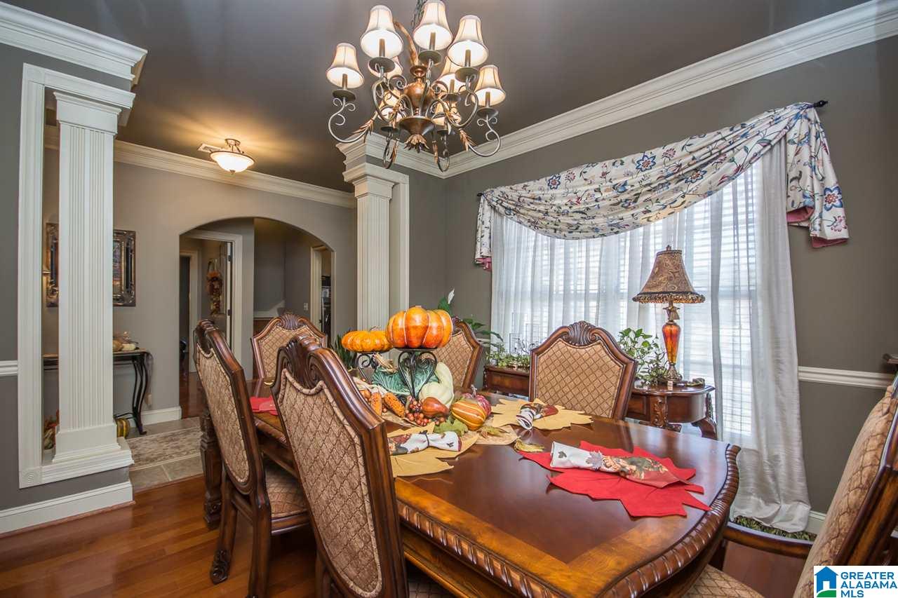241 Lacey Avenue Alabaster, AL 35114 - Photo 5 of 32