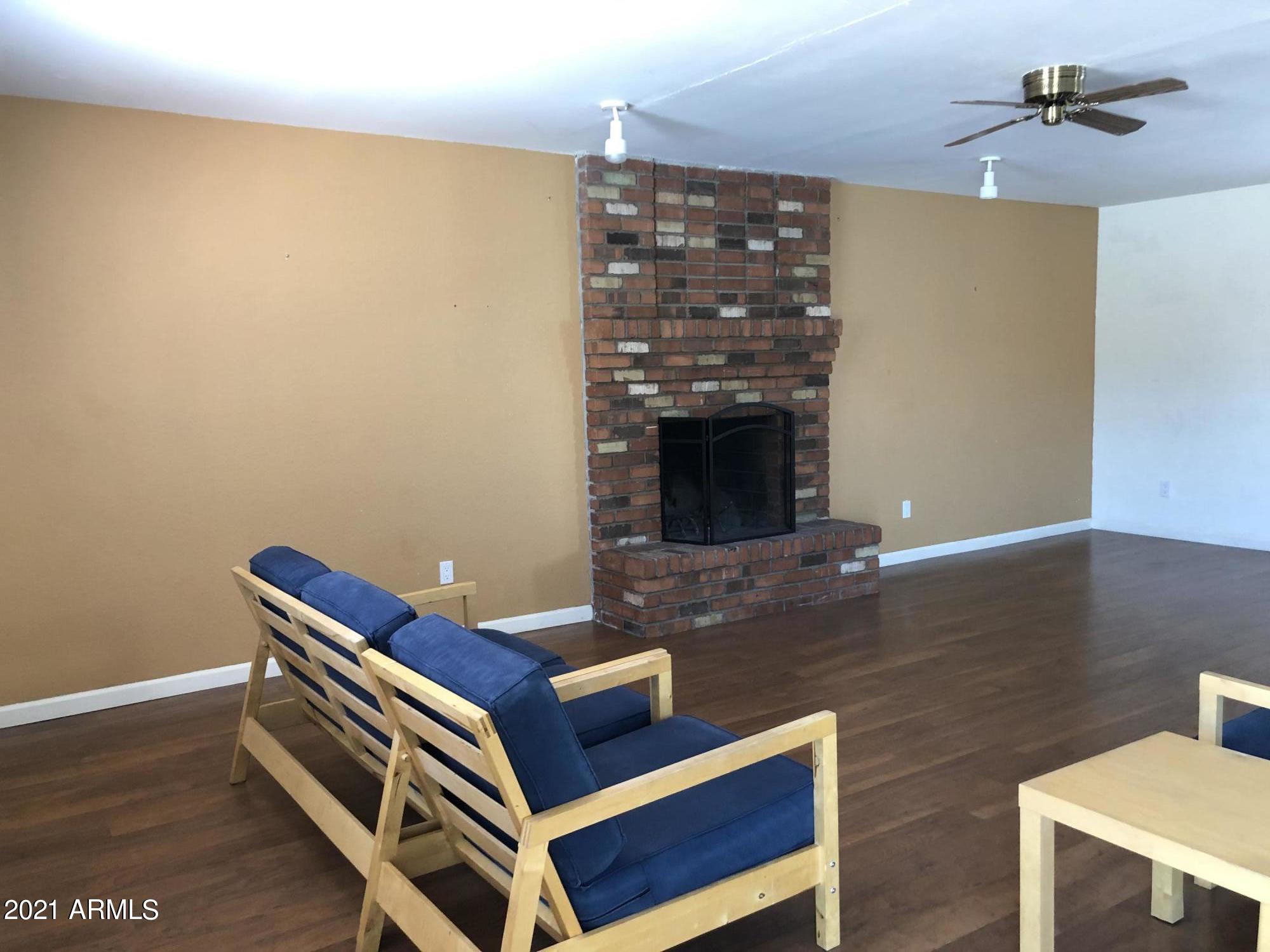 1336 East Mountain View Road, Unit 102 Phoenix, AZ 85020 - Photo 8 of 9 Rec Room 2