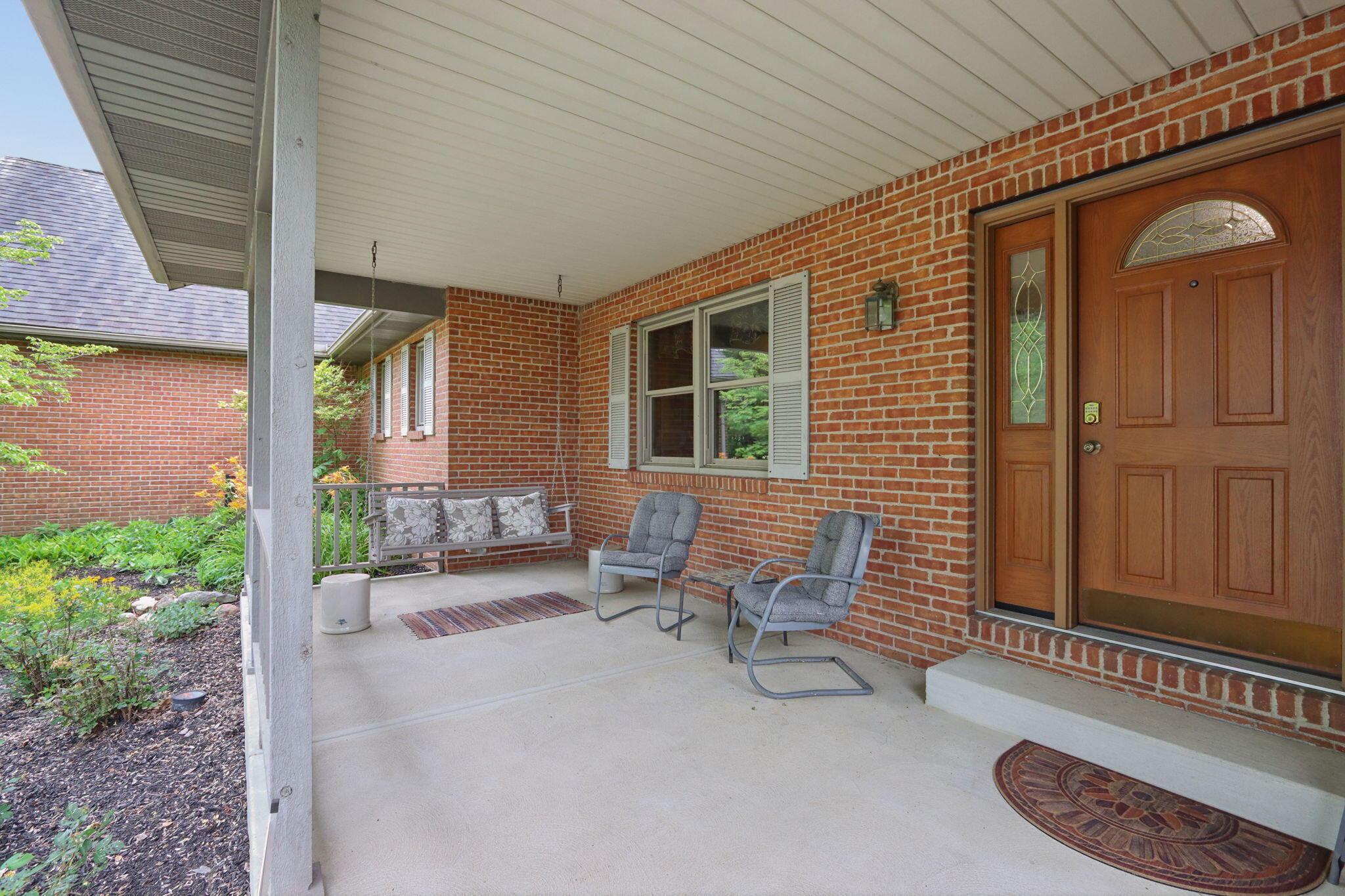 1525 Cole Road Columbus, OH 43228 - Photo 41 of 92