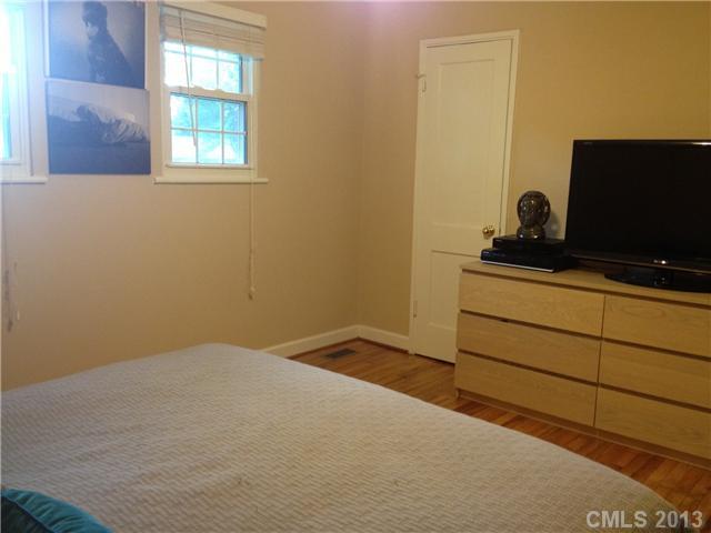 4646 Murrayhill Road Charlotte, NC 28209 - Photo 13 of 15