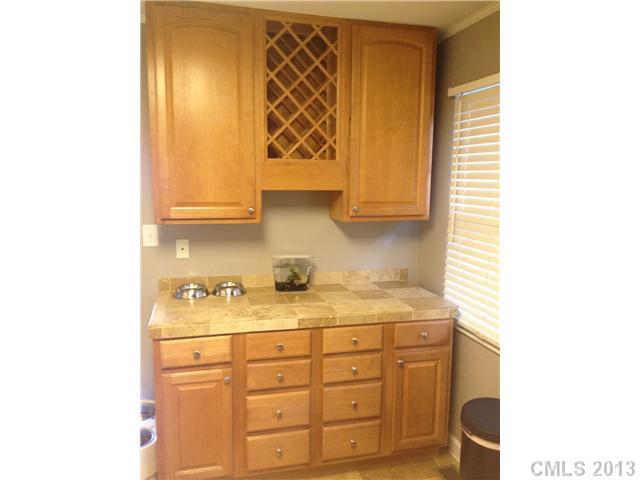 4646 Murrayhill Road Charlotte, NC 28209 - Photo 7 of 15