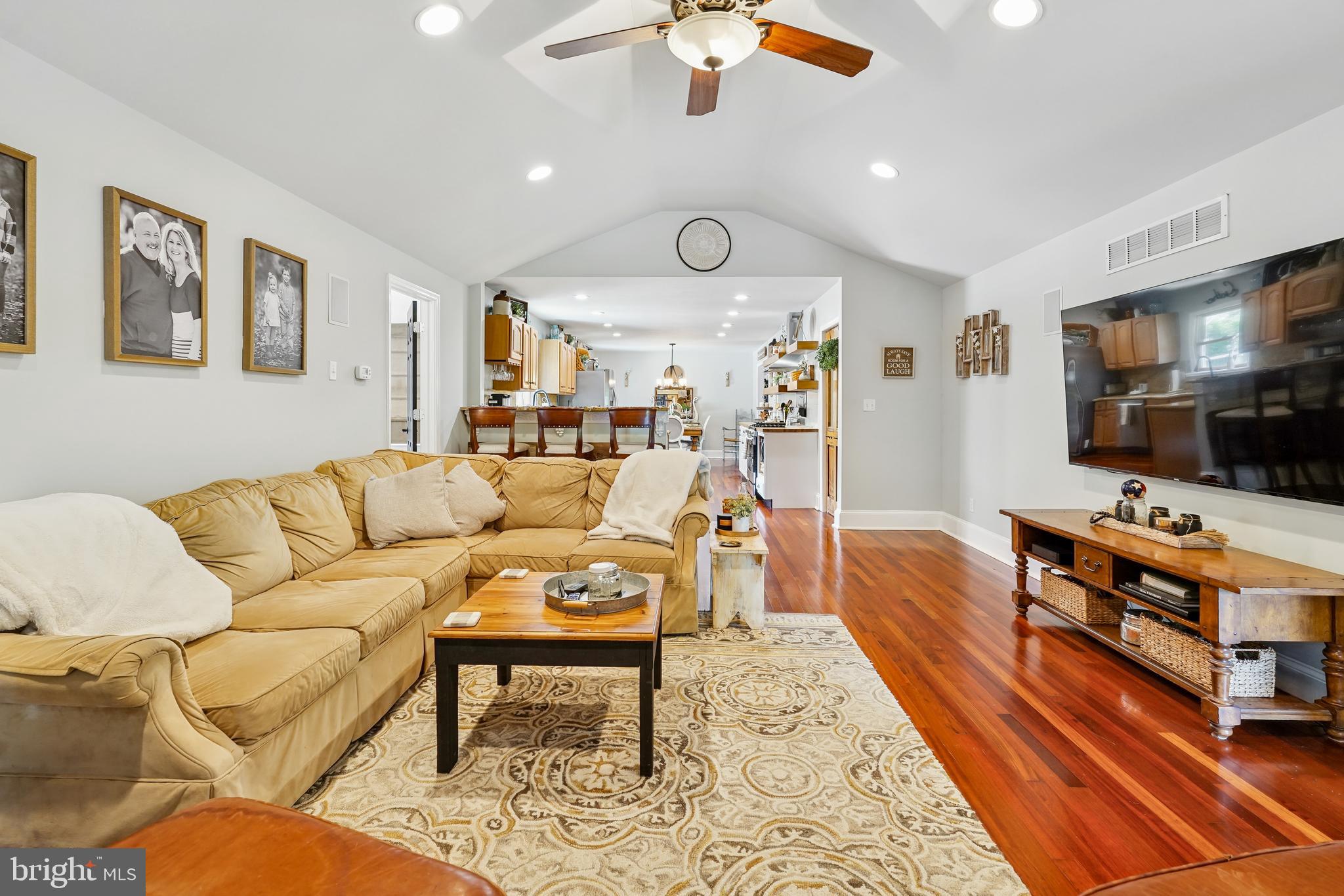 410 Star Rte Road Elkton, MD 21921 - Photo 10 of 40 a living room with furniture and wooden floor