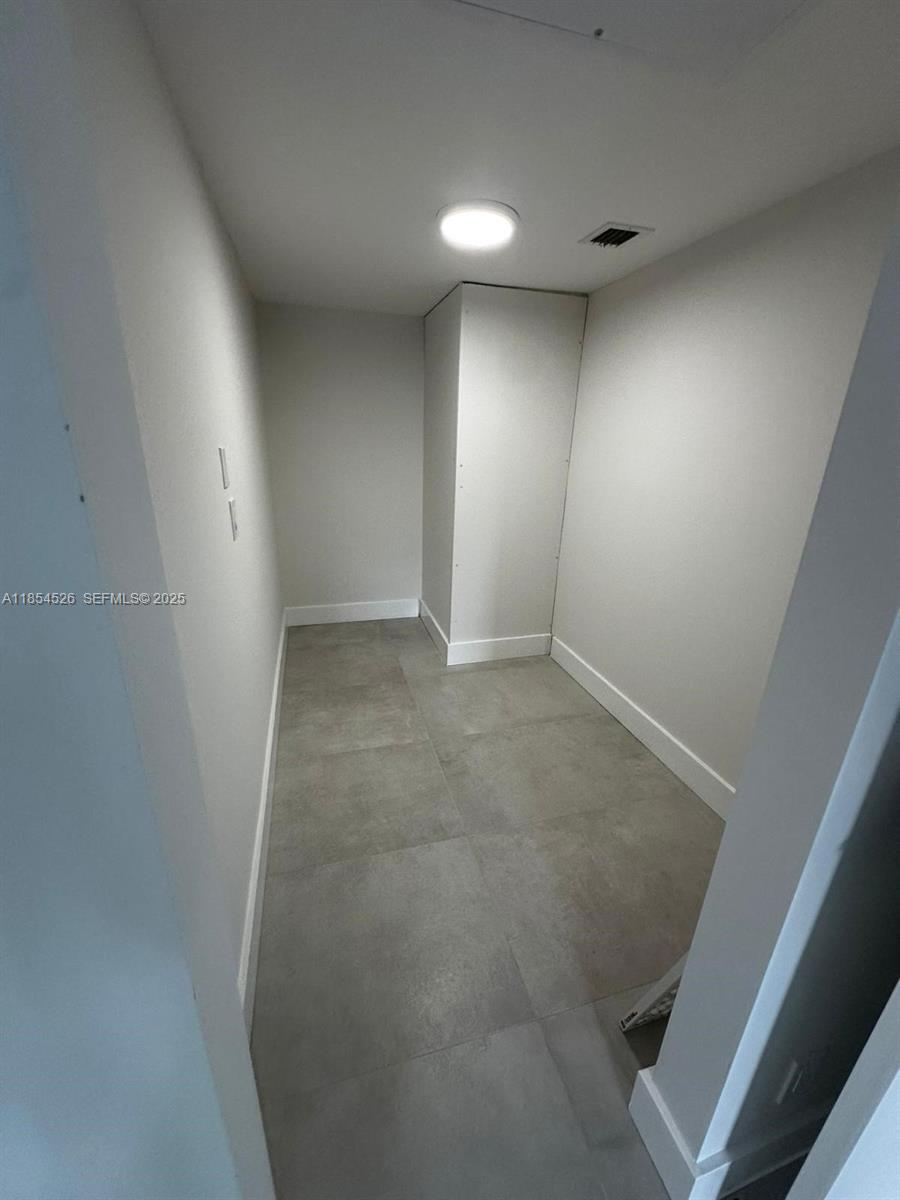 316 Cape Cod Circle, Unit B Lake Worth, FL 33467 - Photo 13 of 38