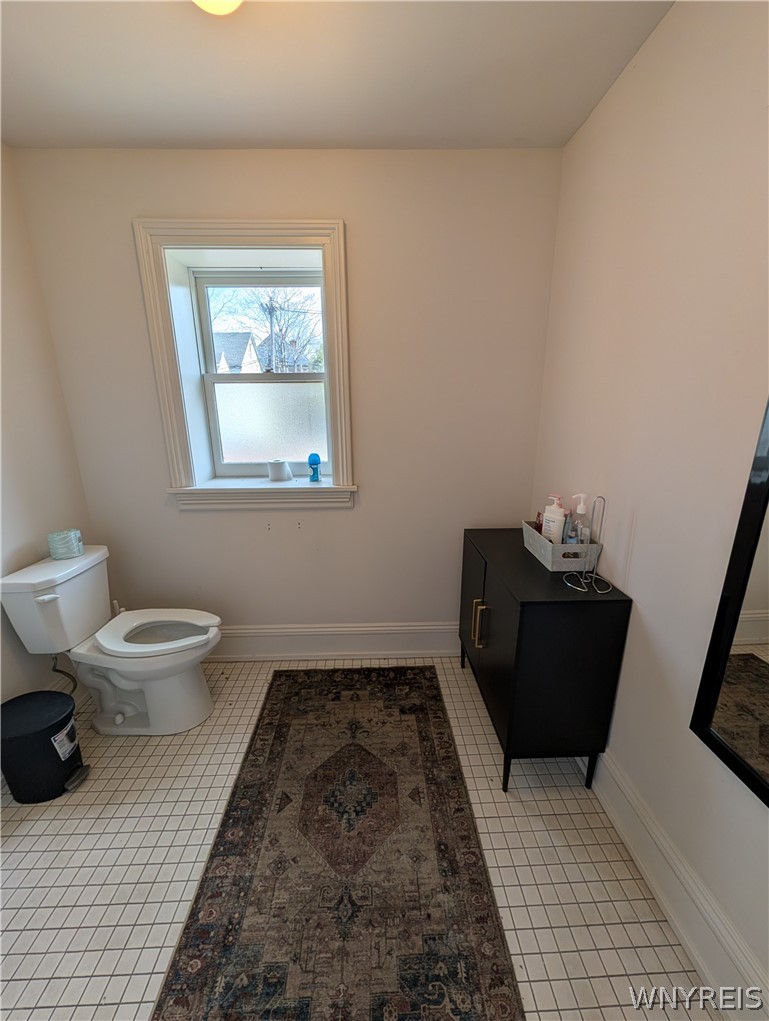 577 Niagara Street Buffalo, NY 14201 - Photo 8 of 28