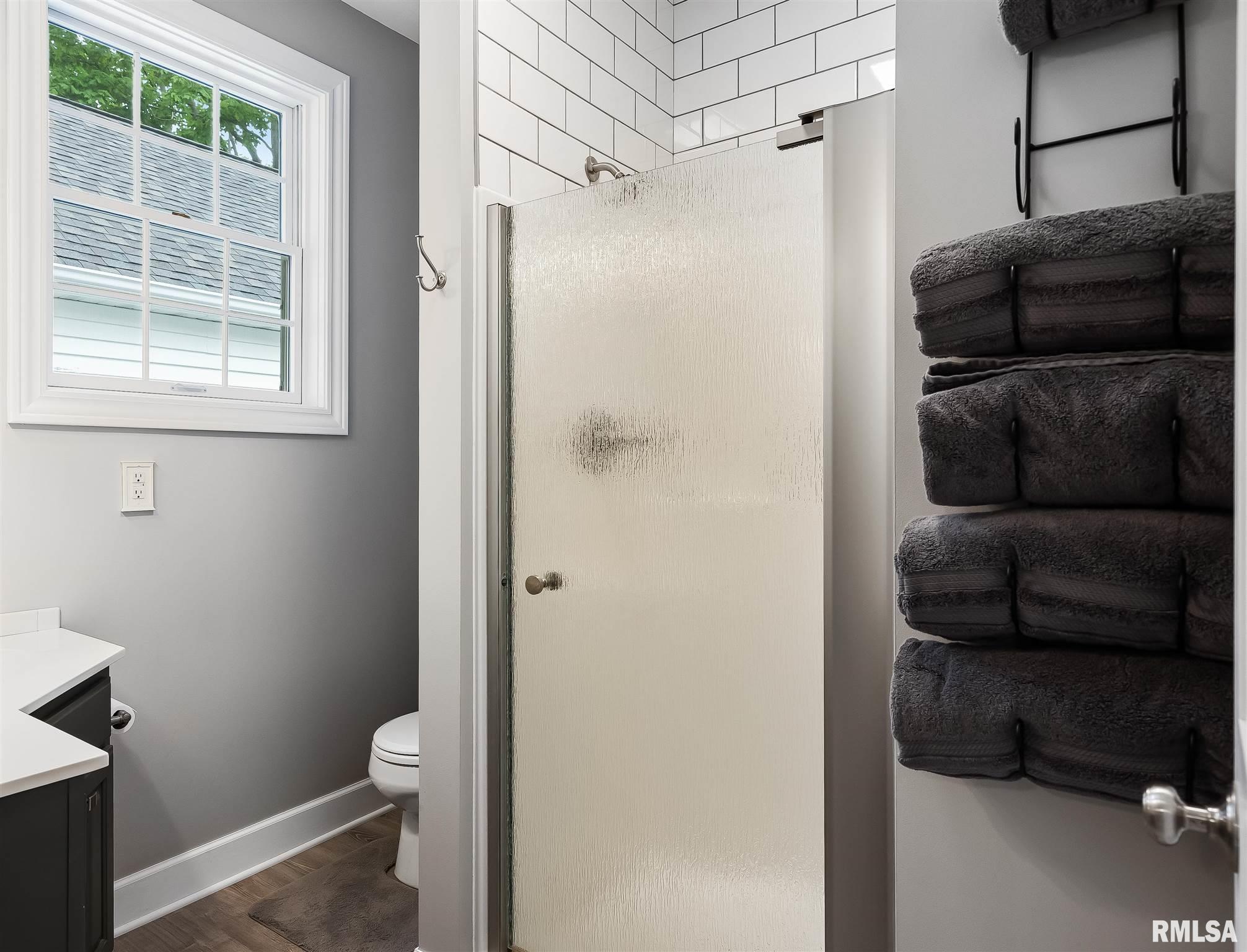 4013 Jersey Ridge Road Davenport, IA 52807 - Photo 21 of 39 Gallery Image 21
