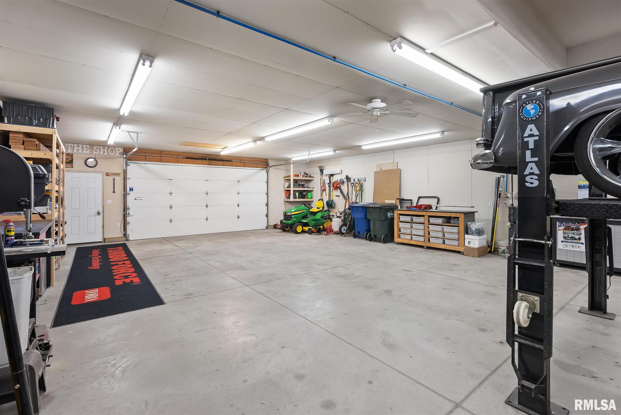 4013 Jersey Ridge Road Davenport, IA 52807 - Photo 28 of 39 Gallery Image 28