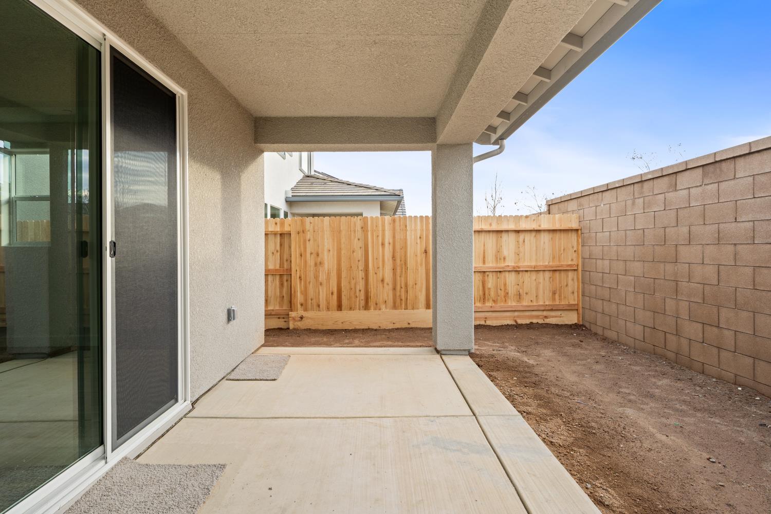 352 South Huckleberry Road Madera, CA 93636 - Photo 16 of 17 a view of empty room