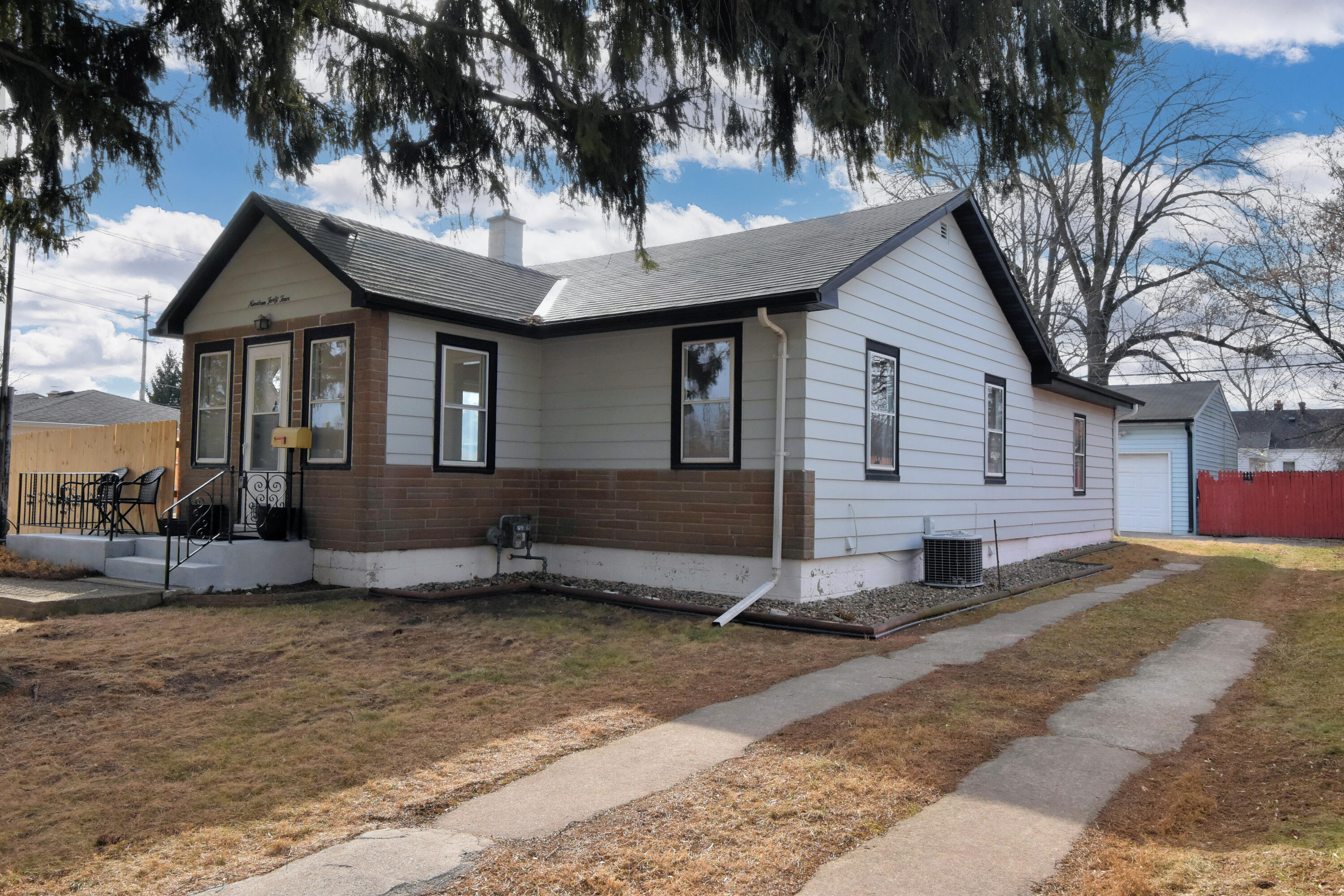 1944 Blaine Avenue Racine, WI 53405 - Photo 1 of 1 fr