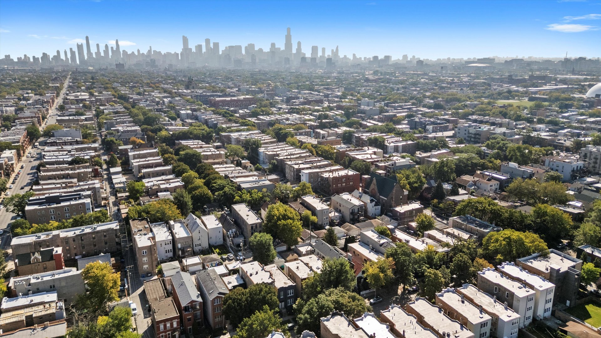 911 North Fairfield Avenue, Unit 2 Chicago, IL 60622 - Photo 40 of 43 an aerial view of city