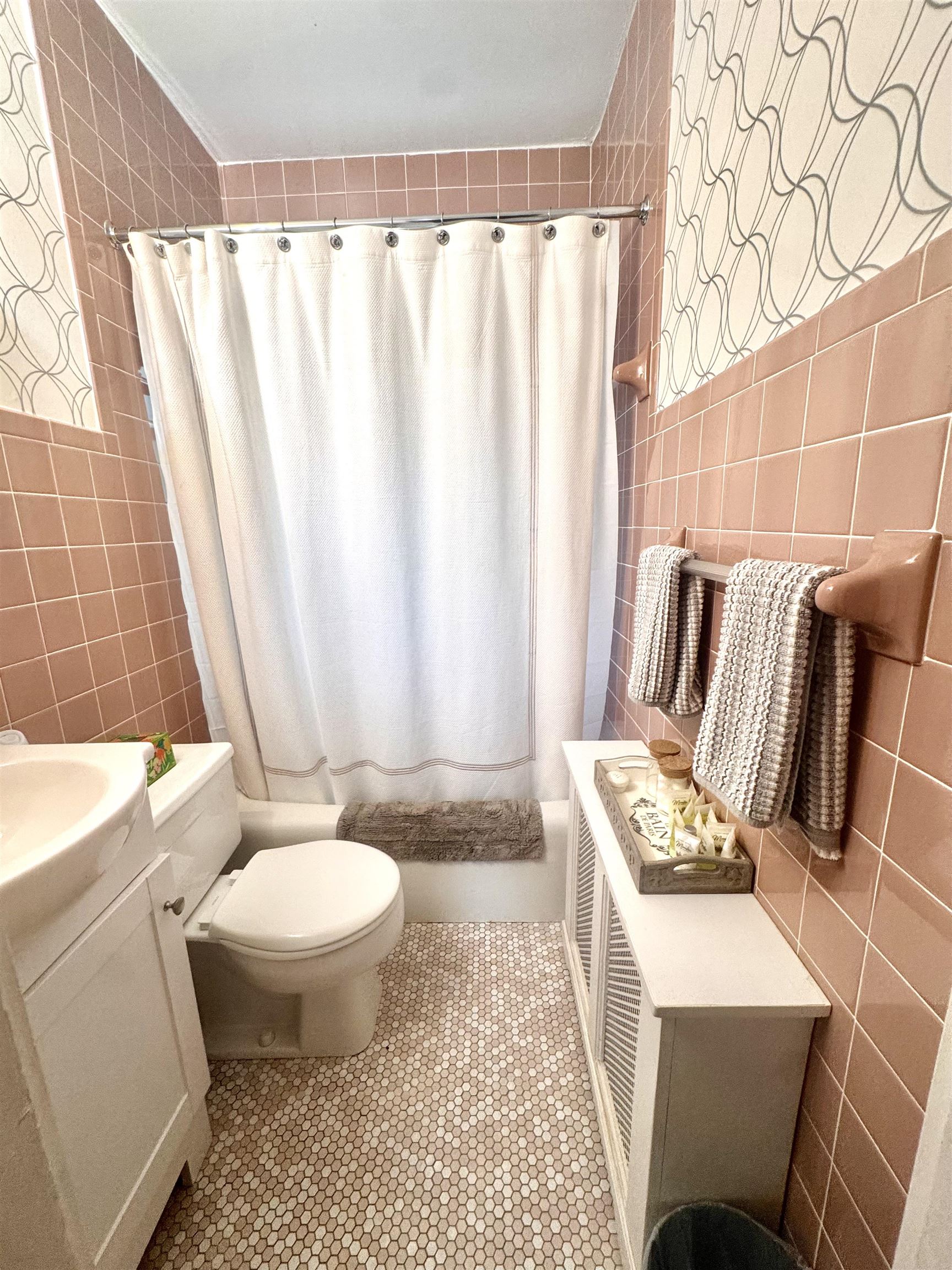 117 Mechanic Street Conway, NH 03860 - Photo 5 of 14