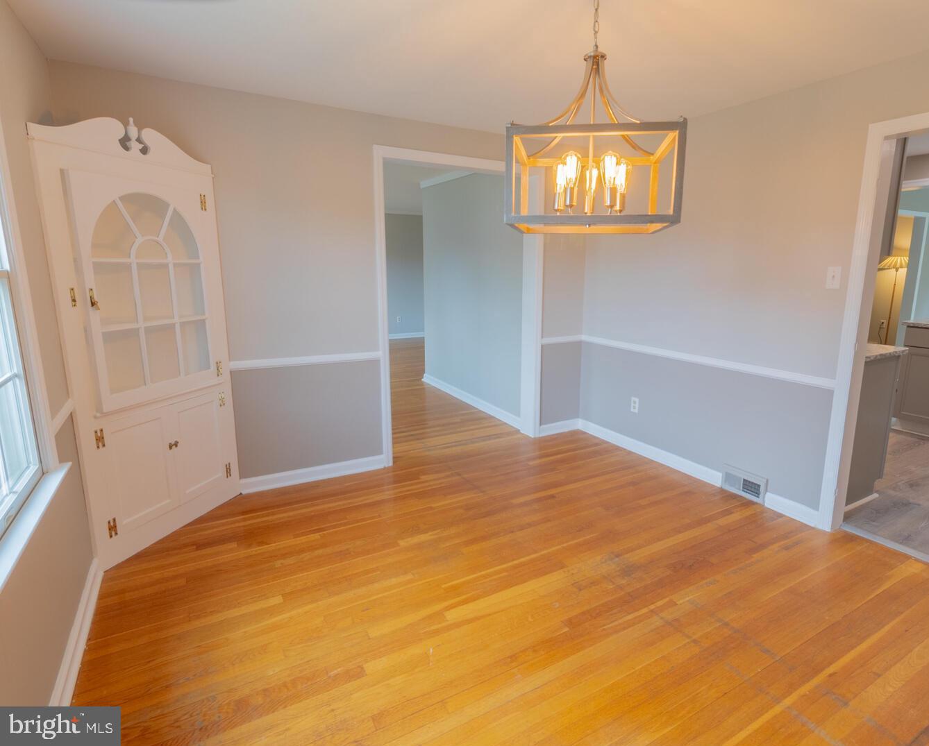 2212 Beaumont Road Wilmington, DE 19803 - Photo 6 of 27 Dining Room with Chair Rail