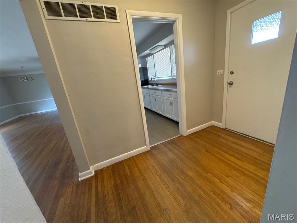 2355 Redman Road St. Louis, MO 63136 - Photo 7 of 26