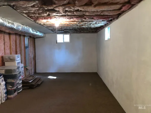 $679,000 | 643 South Main Street, Cascade, ID 83611