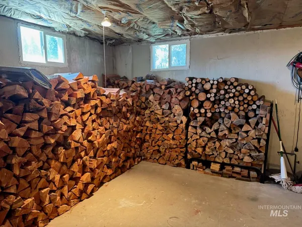 $679,000 | 643 South Main Street, Cascade, ID 83611