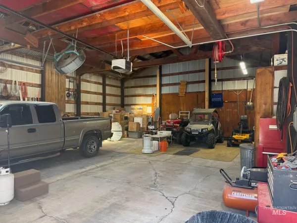 $679,000 | 643 South Main Street, Cascade, ID 83611