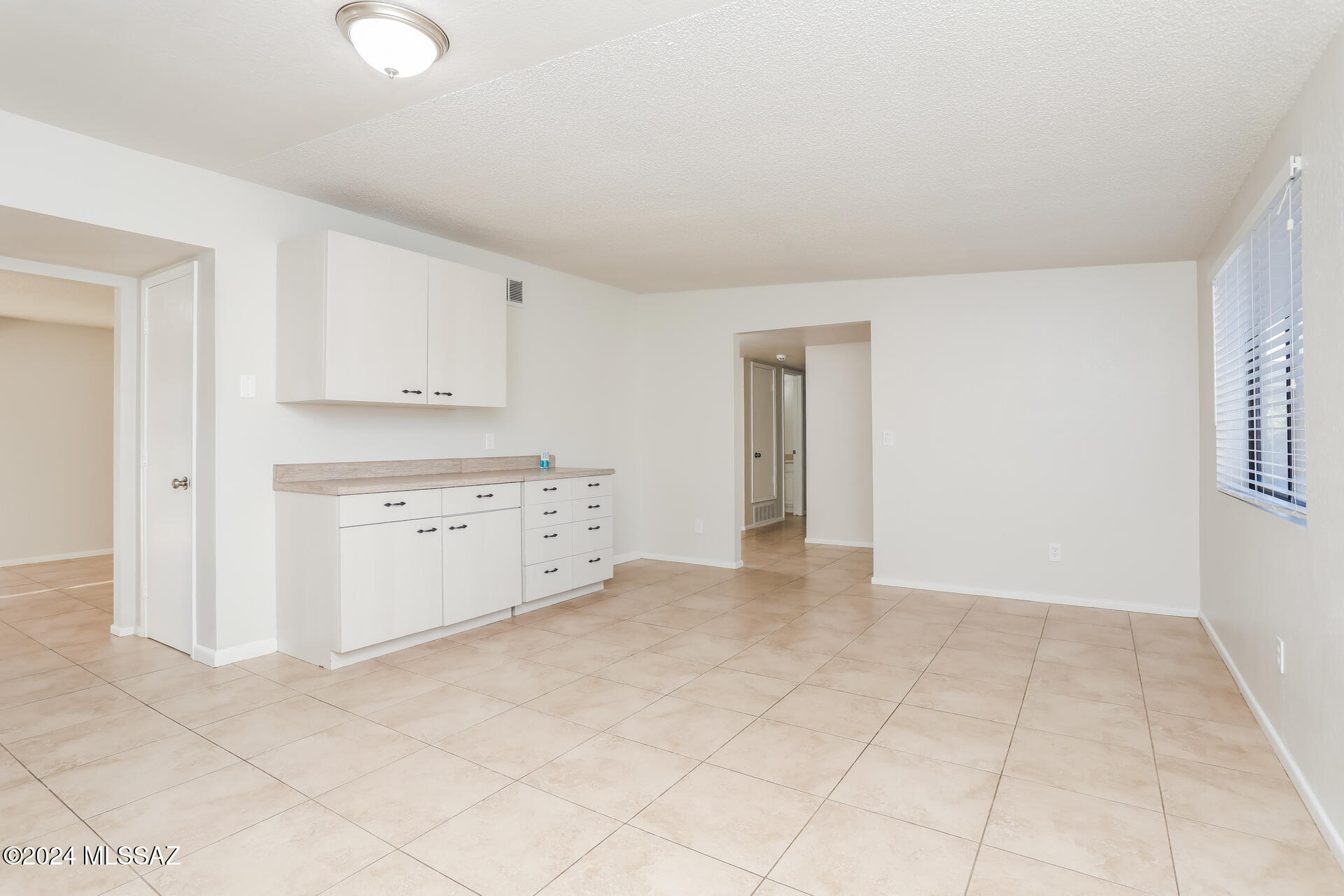 9740 East 3rd Street Tucson, AZ 85748 - Photo 8 of 26