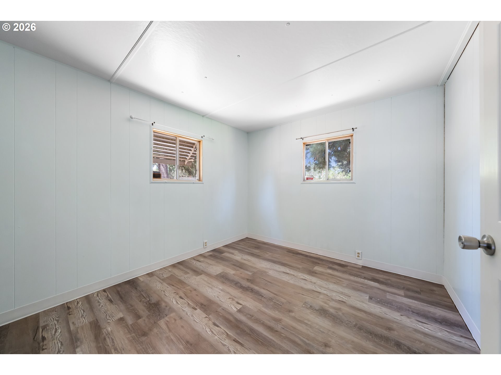 600 Southeast Edgewood Street Winston, OR 97496 - Photo 16 of 41 Primary Bedroom