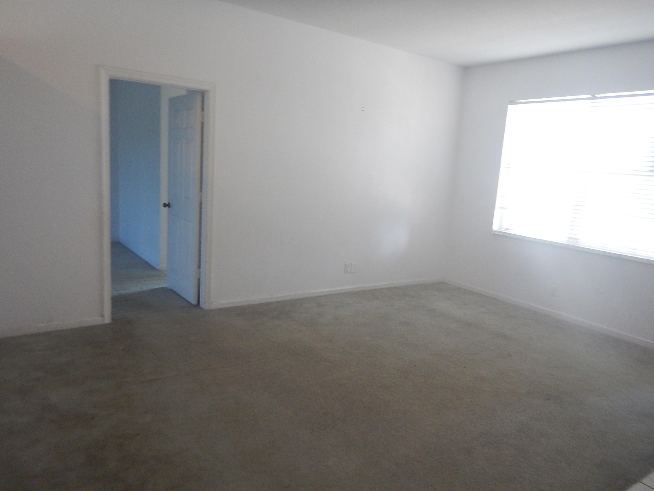1196 Hatteras Circle West Palm Beach, FL 33413 - Photo 17 of 29 DSCN0888